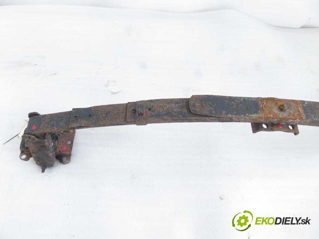 CHRYSLER VOYAGER IV (RG, RS) MINIVAN 2001 0,00 3.3 AWD - EGA 3301,00 Listové pero zadné