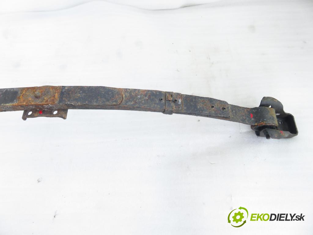 CHRYSLER VOYAGER IV (RG, RS) MINIVAN 2001 0,00 3.3 AWD - EGA 3301,00 Listové pero zadné