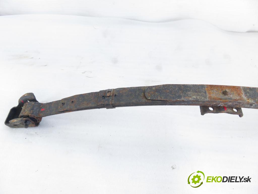 CHRYSLER VOYAGER IV (RG, RS) MINIVAN 2001 0,00 3.3 AWD - EGA 3301,00 Listové pero zadné