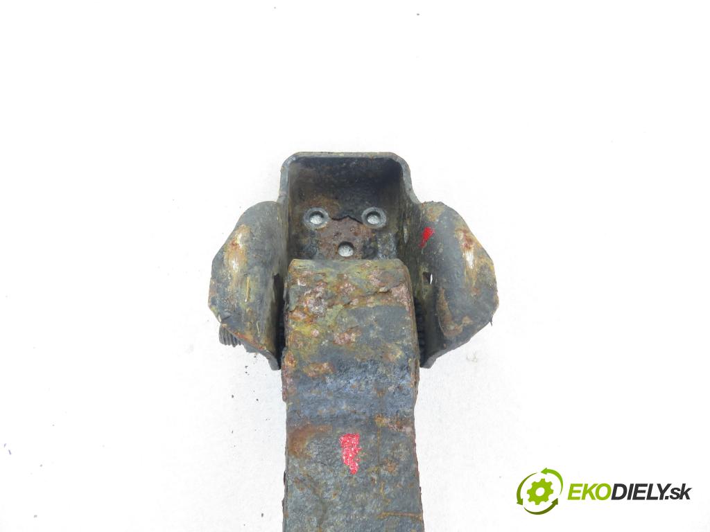 CHRYSLER VOYAGER IV (RG, RS) MINIVAN 2001 0,00 3.3 AWD - EGA 3301,00 Listové pero zadné