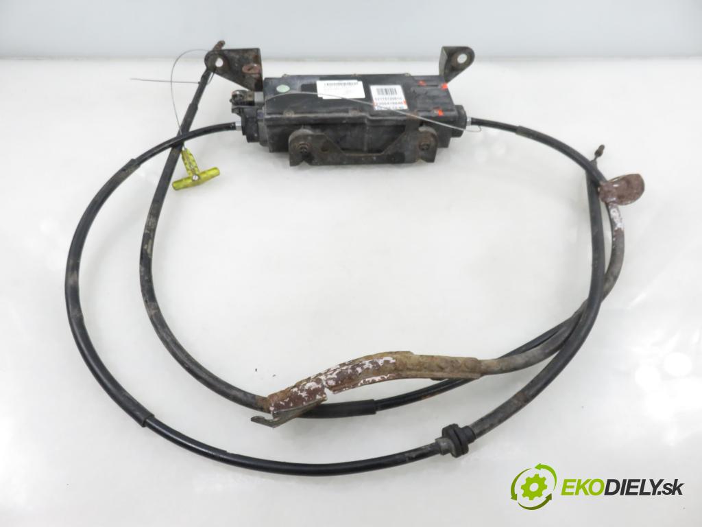 RENAULT ESPACE IV (JK0/1_) MINIVAN 2005 85,00 1.9 dCi 116 - F9Q 820 1870,00 BRZDA: ručny elektrický 8200418646