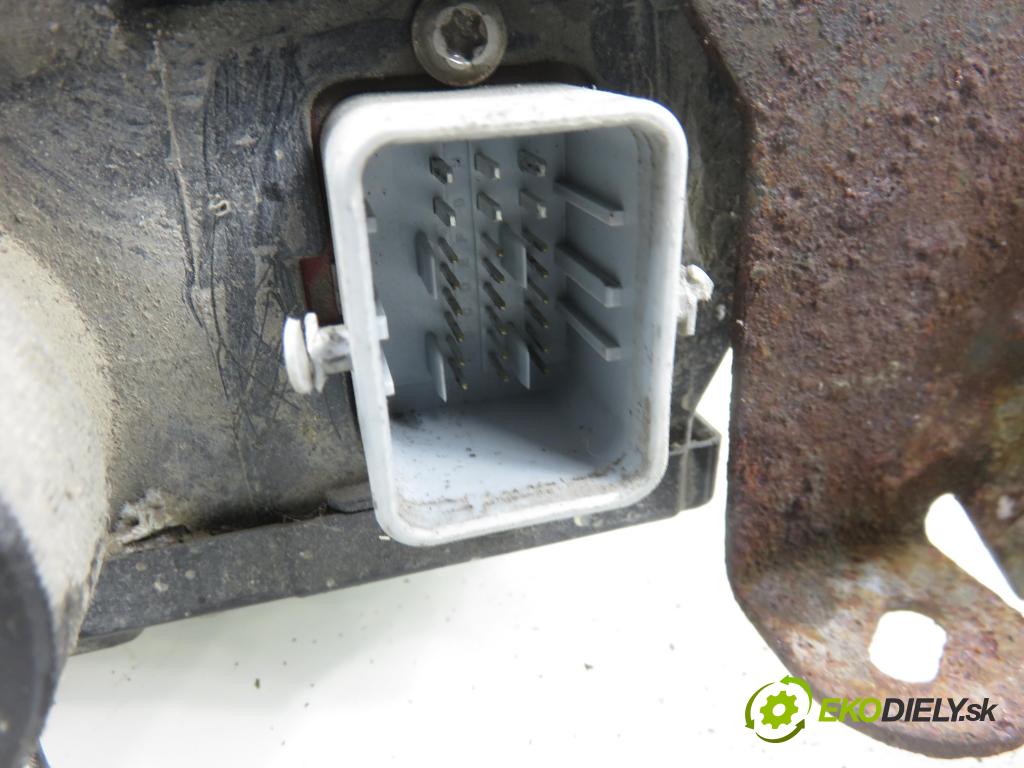 RENAULT ESPACE IV (JK0/1_) MINIVAN 2005 85,00 1.9 dCi 116 - F9Q 820 1870,00 BRZDA: ručny elektrický 8200418646