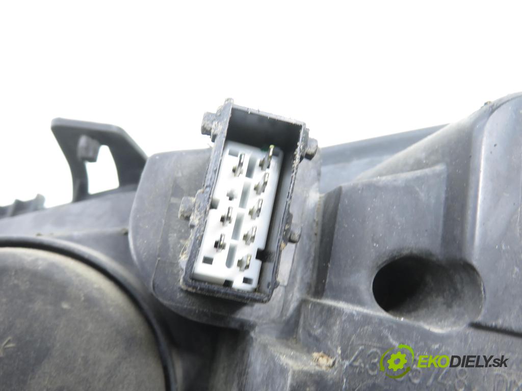 PEUGEOT 307 SW (3H) KOMBI 2007 103,00 2.0 16V - RFN (EW10J4) 1997,00 Svetlo PP 9681832280