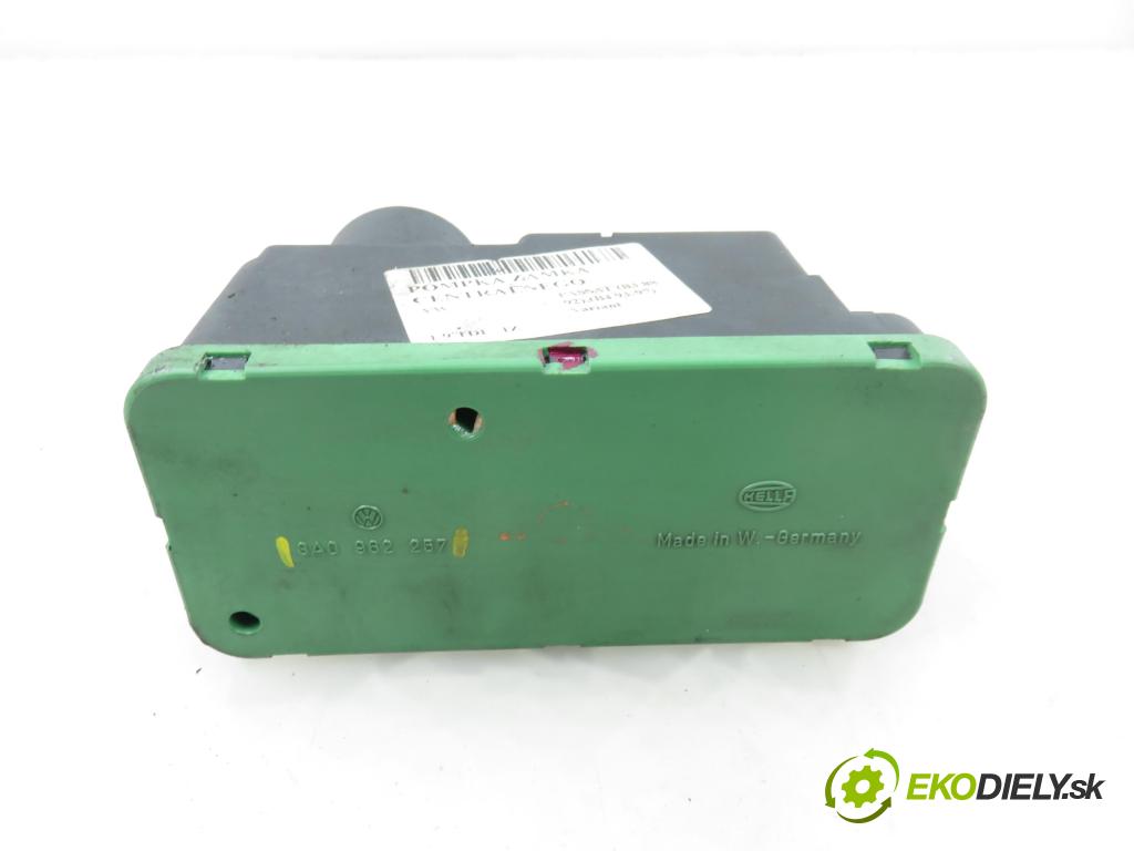 VW PASSAT B3/B4 Variant (3A5, 35I) KOMBI 1994 66,00 1.9 TDI - 1Z 1896,00 pumpa zámku centrálneho 3A0962257