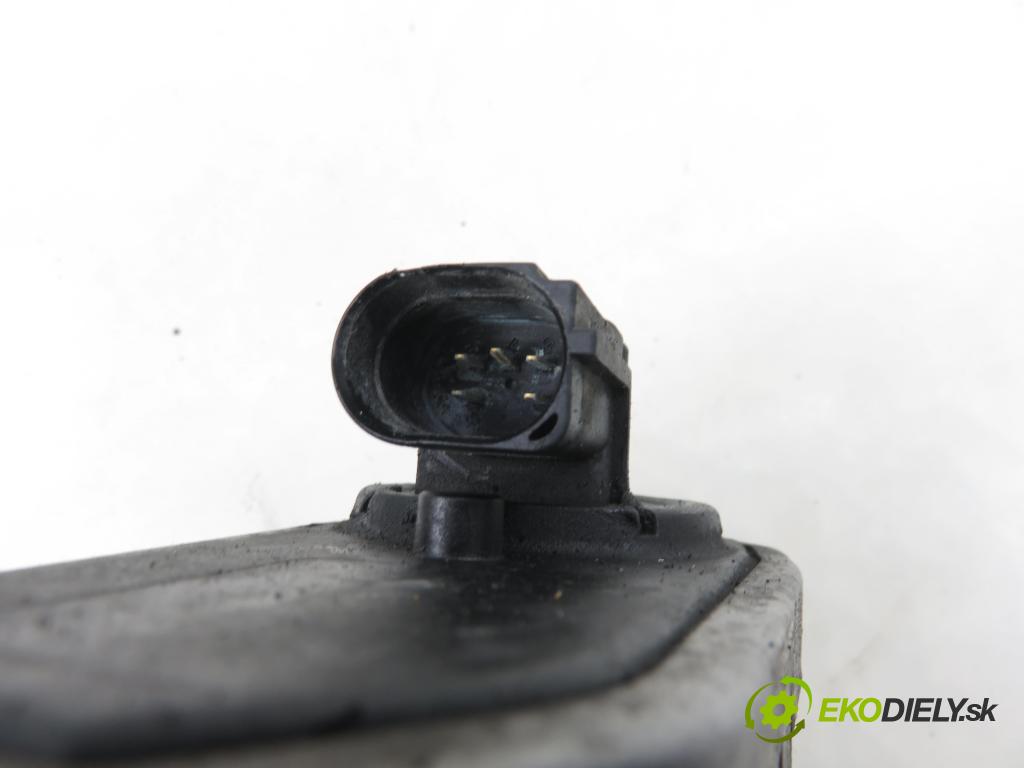 CITROEN JUMPER Skrzynia FURGON 2006 88,00 2.2 HDi 120 - 4HU (P22DTE) 2198,00 VENTIL EGR