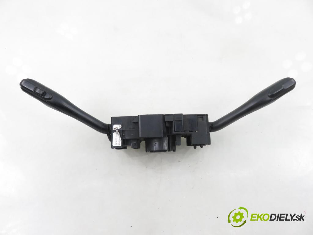 VW PASSAT B3/B4 Variant (3A5, 35I) KOMBI 1994 66,00 1.9 TDI - 1Z 1896,00 páčka/prepínač 8L0953513G