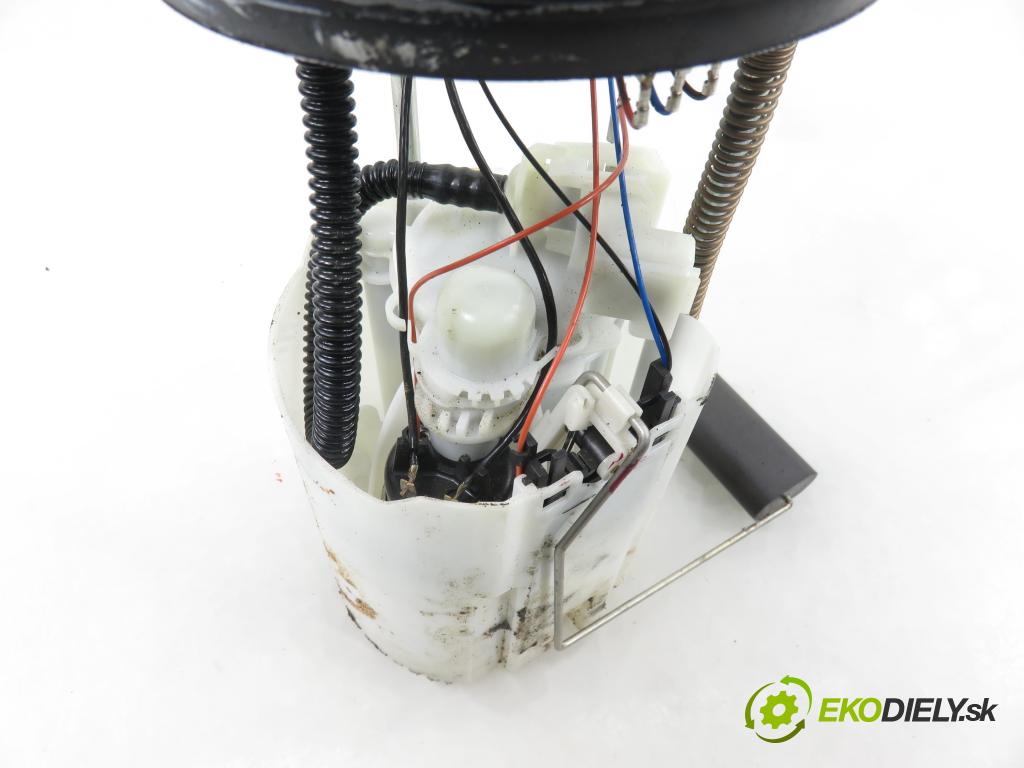 VW UP (121, 122, BL1, BL2) HB 2012 44,00 1 - CHYA 999,00 Pumpa paliva 1S0919051B ; 0580200106