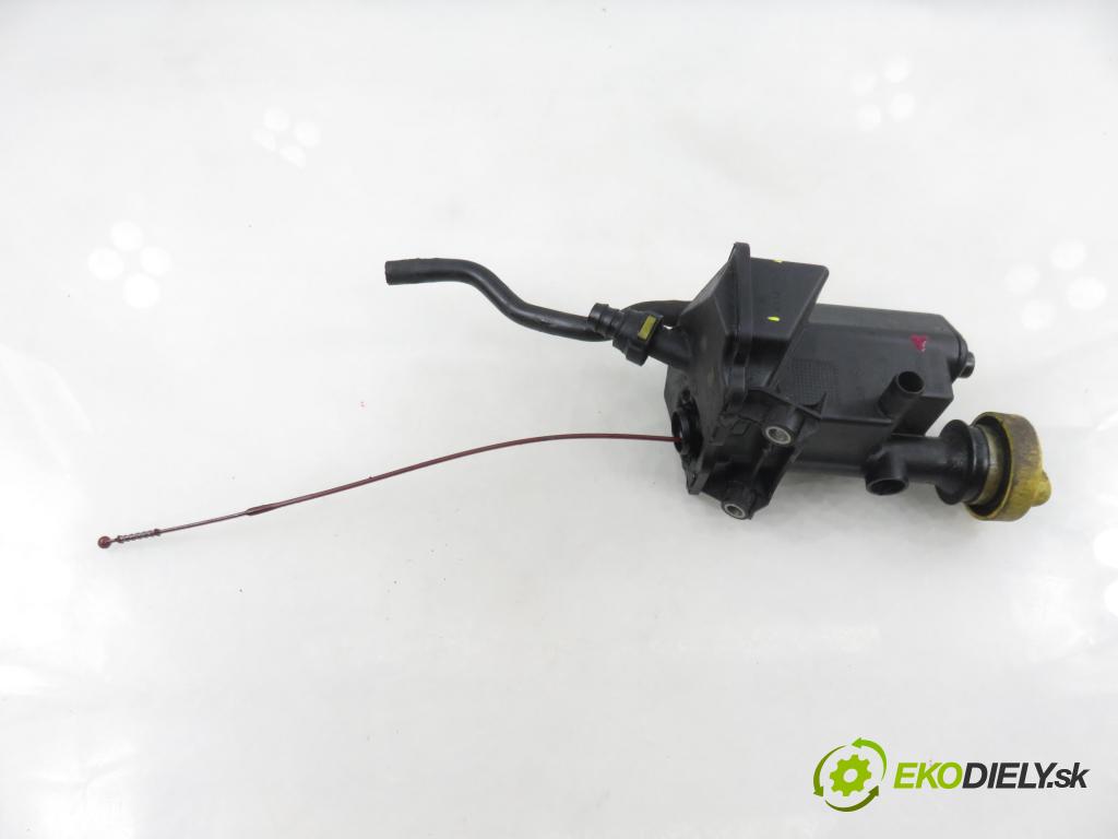 RENAULT GRAND SCENIC II (JM0/1_) MINIVAN 2006 0,00 1.9 dCi (JM15) - F9Q E 804 1870,00 hrdlo nádrže oleja 8200279414