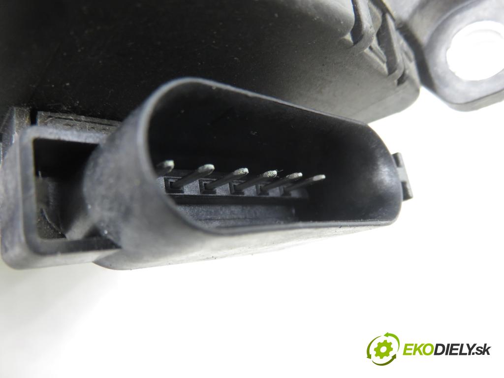 FORD FOCUS C-MAX (DM2) MINIVAN 2006 85,00 1.8 TDCi - KKDA 1753,00 potenciometr plynového pedálu 3M519F836AF (Potenciometr plynového pedálu)