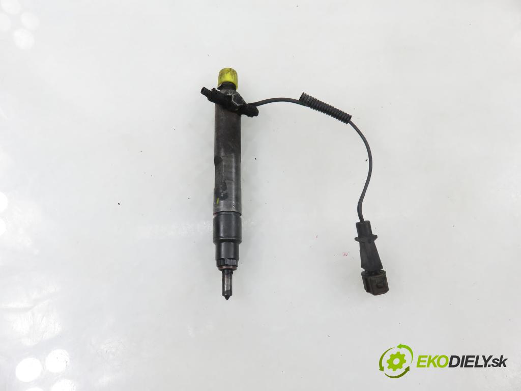 VW GOLF IV (1J1) HB 1999 50,00 1.9 SDI - AGP 1896,00 Vstrek 038130201F