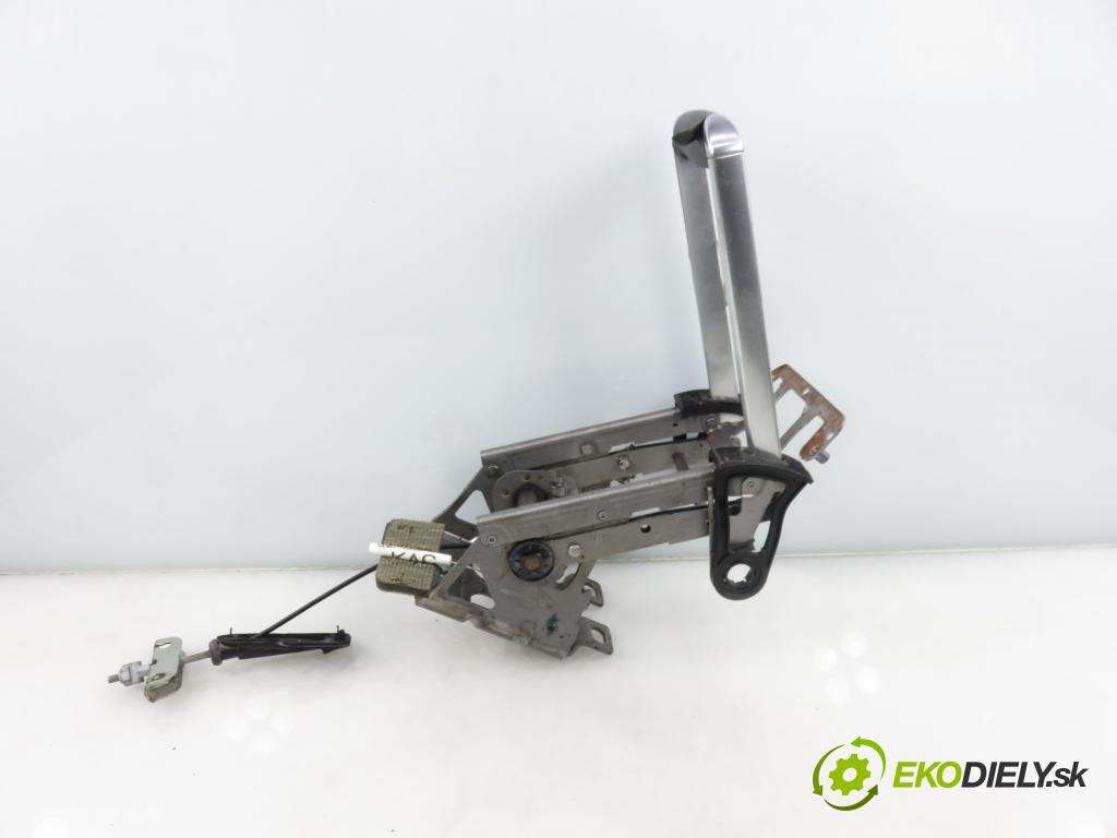 FORD S-MAX (WA6) MINIVAN 2014 120,00 2.0 TDCi - TXWA 1997,00 PÁKA: brzdy MANUÁLNY: 6G912780KV