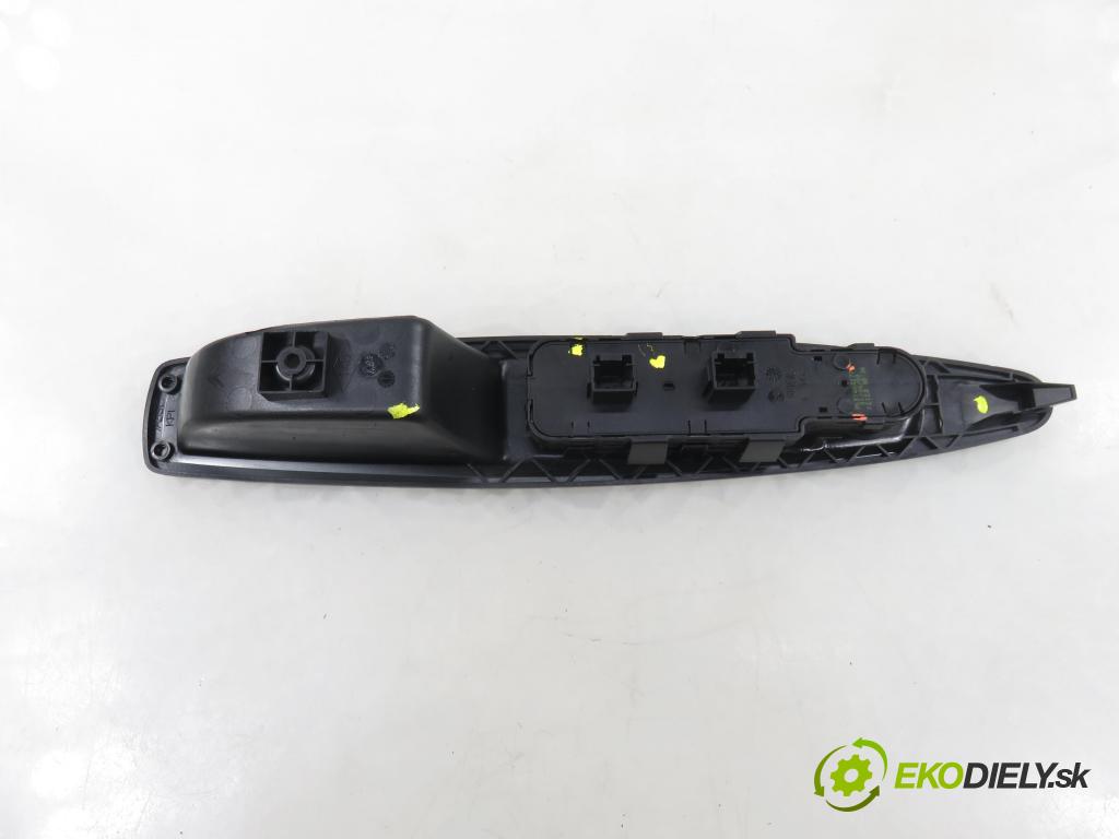 CITROEN C4 I (LC_) HB 2009 65,00 1.4 16V 88 - KFU 1360,00 Panel ovládania okien 9651464277