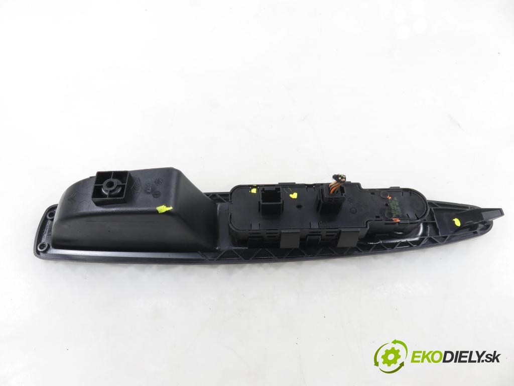 CITROEN C4 I (LC_) HB 2009 65,00 1.4 16V 88 - KFU 1360,00 Panel ovládania okien 9651464277