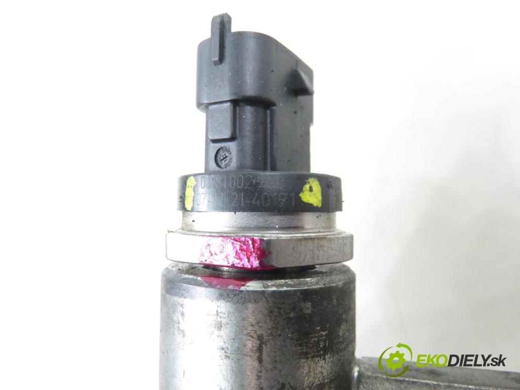 FIAT BRAVO II (198_) HB 2006 77,00 1.6 D Multijet - 198 A3.000 1598,00 Lišta vstrekovacia 55213269 ; 0445214171 ; 0281002903 (Vstrekovacia lišta)