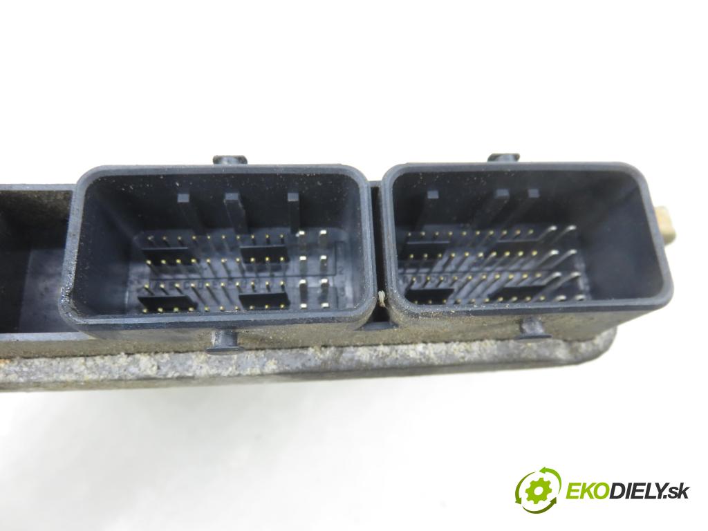 RENAULT ESPACE IV (JK0/1_) MINIVAN 2007 100,00 2.0 (JK09) - F4R 792 1998,00 Riadiaca jednotka Motor 8200444586 ; 8200444583