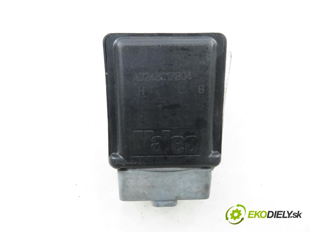 RENAULT ESPACE IV (JK0/1_) MINIVAN 2007 100,00 2.0 (JK09) - F4R 792 1998,00 blokáda tyče volantu 8200033233