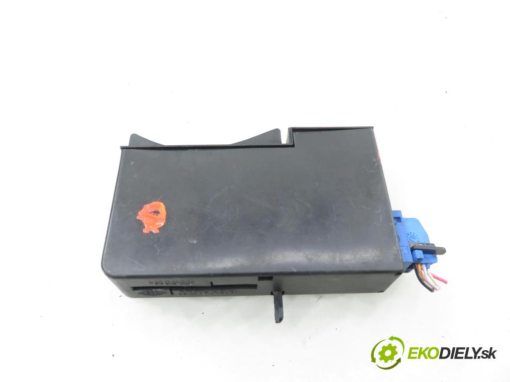 RENAULT ESPACE IV (JK0/1_) MINIVAN 2007 100,00 2.0 (JK09) - F4R 792 1998,00 CZYTNIK KARTY: