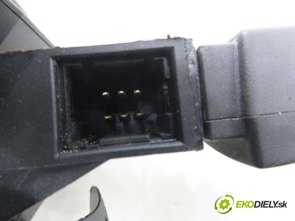 RENAULT ESPACE IV (JK0/1_) MINIVAN 2007 100,00 2.0 (JK09) - F4R 792 1998,00 PAKA/ŘAZENÍ/SADA: 8200328895