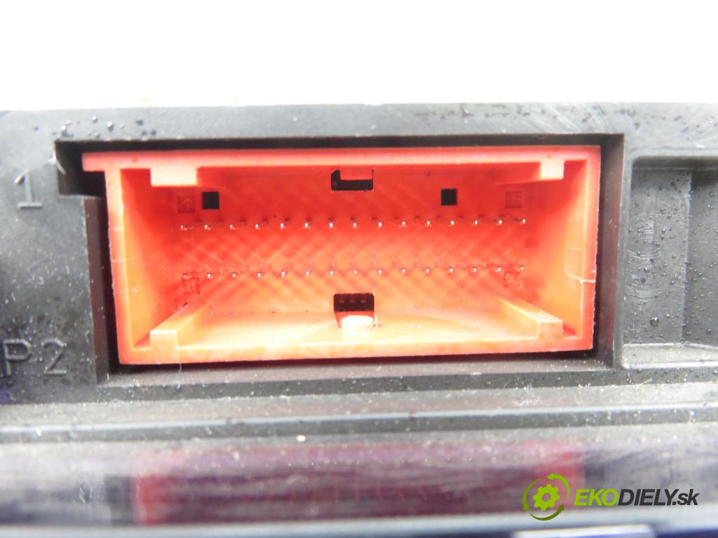 RENAULT ESPACE IV (JK0/1_) MINIVAN 2007 100,00 2.0 (JK09) - F4R 792 1998,00 Prístrojovka elektrický P8200726185A