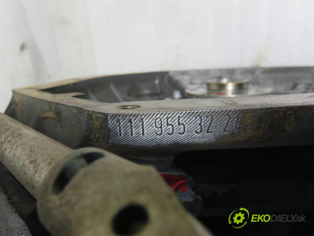 MERCEDES-BENZ KLASA C coupe (CL203) COUPE 2001 120,00 C 200 Kompressor (203.745) - M 111.955 1998,00 Motor benz. M111955