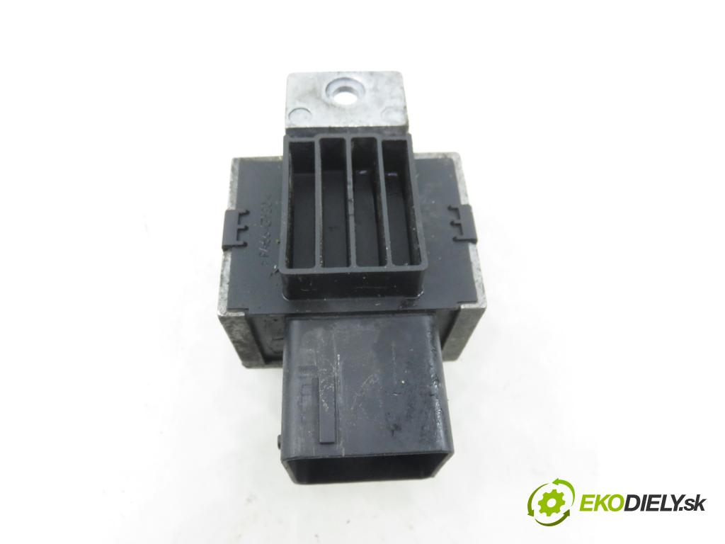 FORD S-MAX (WA6) MINIVAN 2014 120,00 2.0 TDCi - TXWA 1997,00 RELÉ: SWIEC: 9M5Q12A343AA