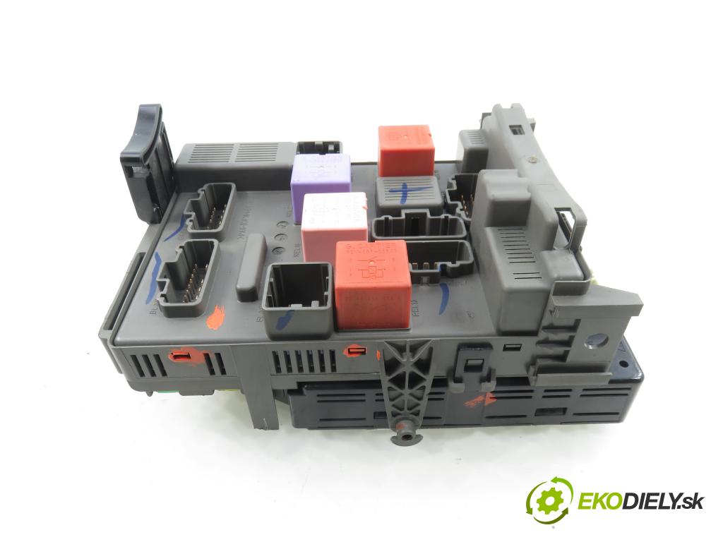 RENAULT ESPACE IV (JK0/1_) MINIVAN 2007 100,00 2.0 (JK09) - F4R 792 1998,00 MODUL BSI 8200692826 ; 8200371614