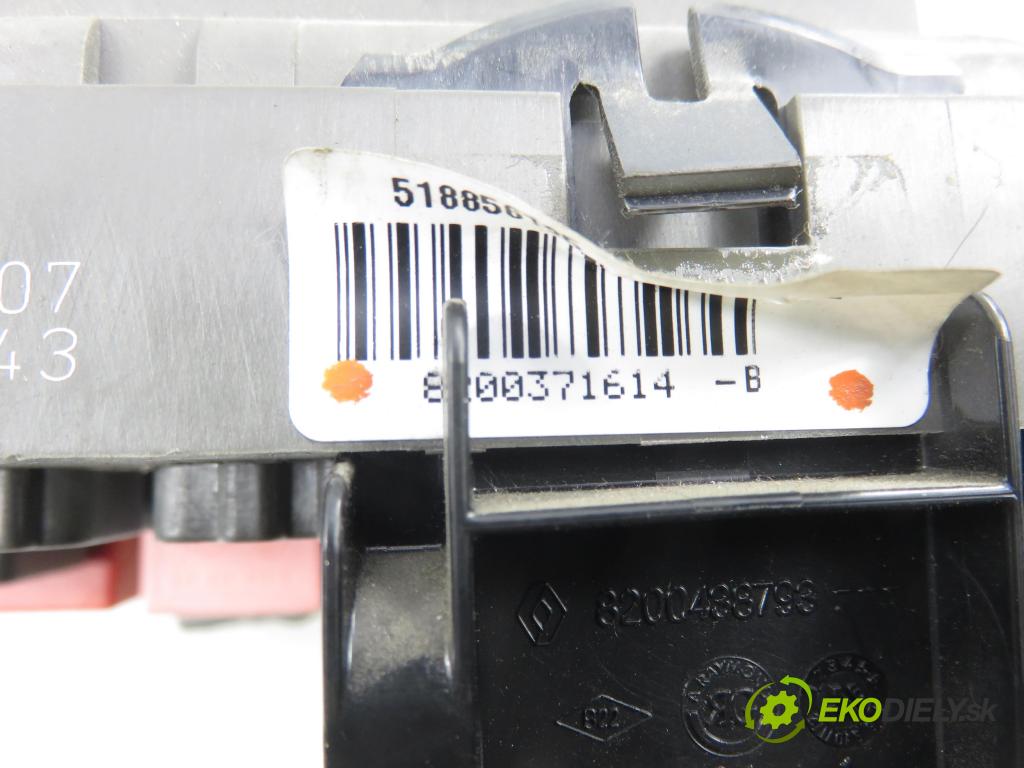 RENAULT ESPACE IV (JK0/1_) MINIVAN 2007 100,00 2.0 (JK09) - F4R 792 1998,00 MODUL BSI 8200692826 ; 8200371614