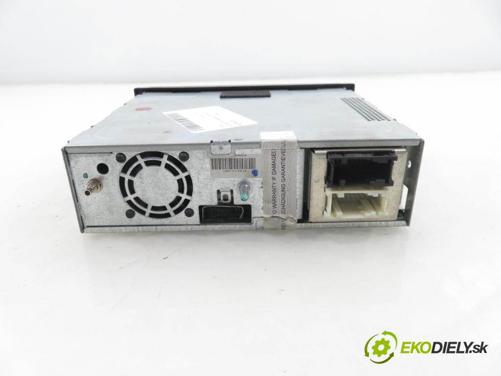 VW PHAETON (3D1, 3D2, 3D3, 3D4, 3D6, 3D7, 3D8, 3D9) SEDAN 2006 165,00 3.0 TDI 2967,00 čítač navigácie 3D0919887E ; 3D0919887E (Elektrosúčasti ostatné)
