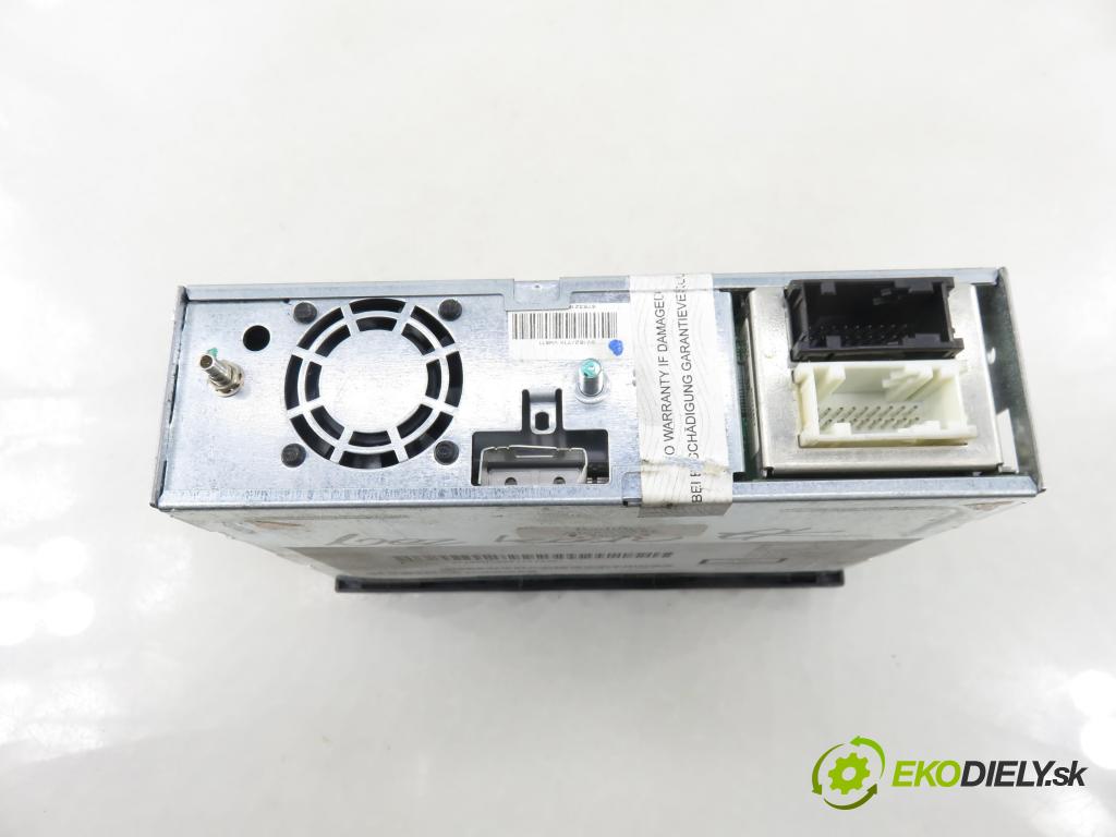 VW PHAETON (3D1, 3D2, 3D3, 3D4, 3D6, 3D7, 3D8, 3D9) SEDAN 2006 165,00 3.0 TDI 2967,00 čítač navigácie 3D0919887E ; 3D0919887E (Elektrosúčasti ostatné)