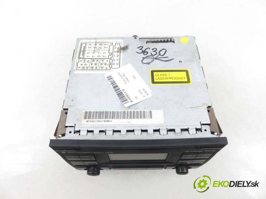 VW PASSAT B5.5 (3B3) SEDAN 2001 85,00 2 - AZM 1984,00 RADIO CD 1J0035191C