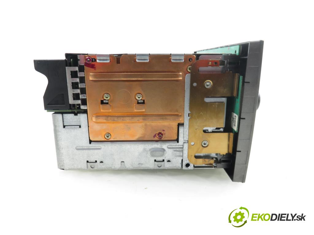 OPEL VECTRA C (Z02) KOMBI 2004 110,00 1.9 CDTI - Z 19 DTH 1910,00 RADIO 93184759