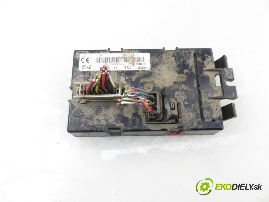 RENAULT TRAFIC II Skrzynia (FL) FURGON 2002 74,00 1.9 dCi - F9Q 760 1870,00 MODUL UCH-2 P8200156016