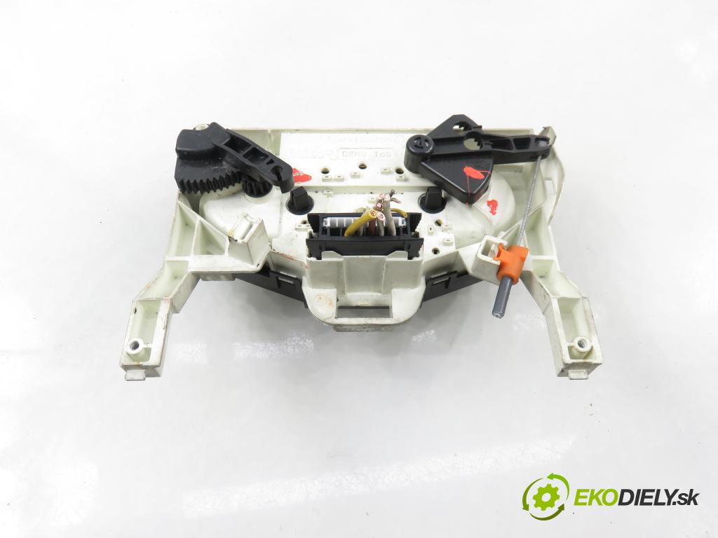 RENAULT TRAFIC II Skrzynia (FL) FURGON 2002 74,00 1.9 dCi - F9Q 760 1870,00 Panel kúrenia W964097K