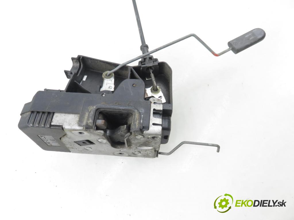 RENAULT TRAFIC II Skrzynia (FL) FURGON 2002 74,00 1.9 dCi - F9Q 760 1870,00 zámok 8200008260 ; 91166230