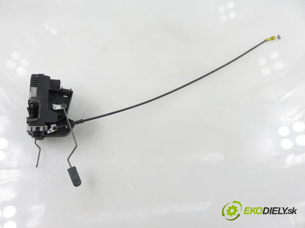 RENAULT TRAFIC II Skrzynia (FL) FURGON 2002 74,00 1.9 dCi - F9Q 760 1870,00 zámok 8200008260 ; 91166230