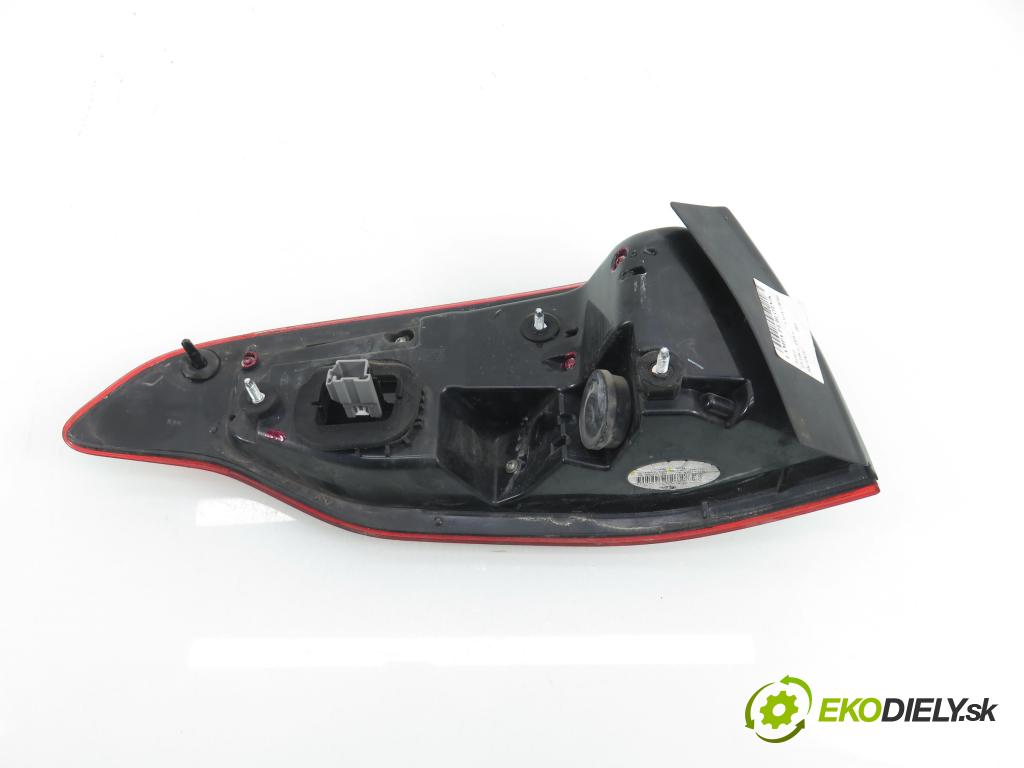 FORD S-MAX (WA6) MINIVAN 2014 120,00 2.0 TDCi - TXWA 1997,00 Svetlo pravé zadné AM2113404AG