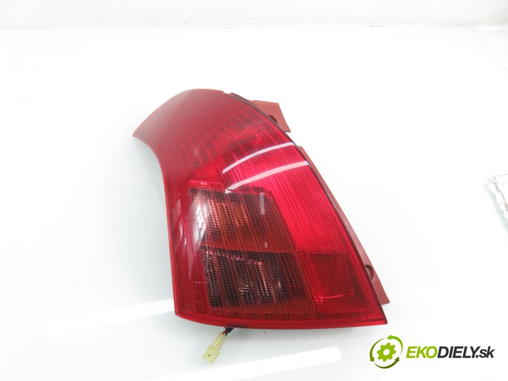 SUZUKI SWIFT III (MZ, EZ) HB 2007 51,00 1.3 DDiS (RS 413D) 69 - Z13DT 1248,00 Svetlo ľavé zadné
