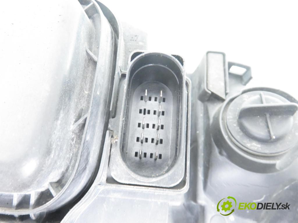 AUDI A3 (8P1) HB 2003 103,00 2.0 TDI PD 16V 140 1968,00 Svetlo PP 8P0941004A