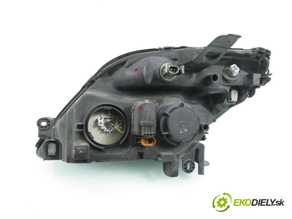 RENAULT SCENIC I (JA0/1_) MINIVAN 2002 0,00 1.6 - K4M 708 1598,00 Svetlo PP 7700432097 ; 7701047600