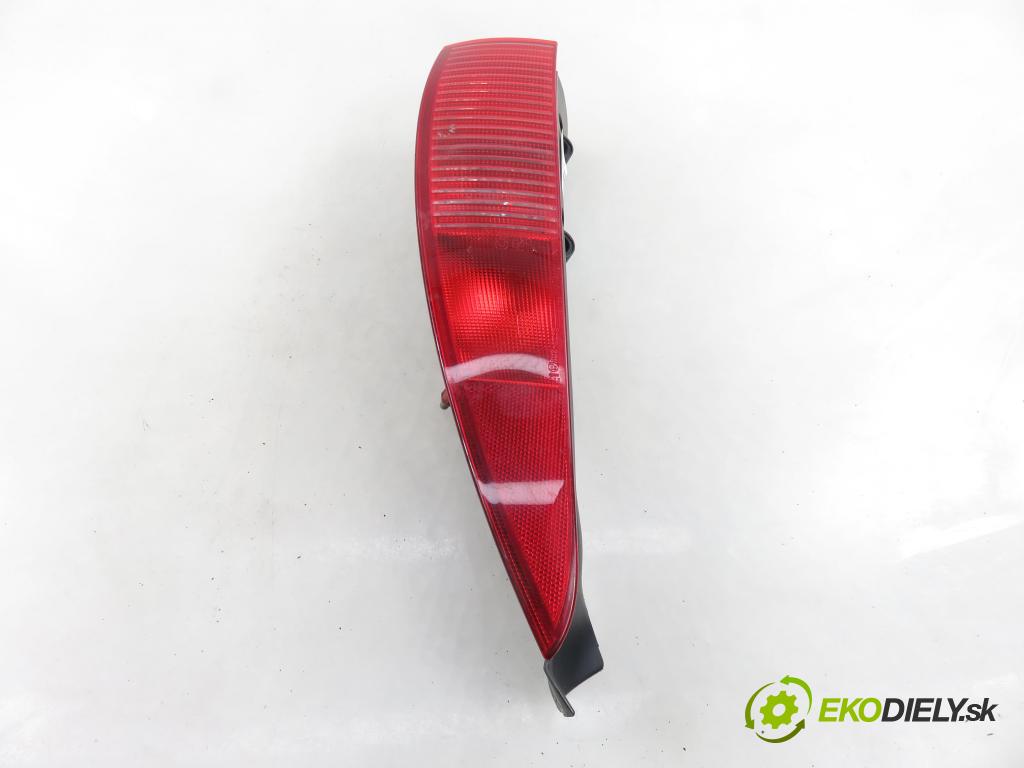 CITROEN C5 II Break (RE_) KOMBI 2004 100,00 2.0 HDi 136 1997,00 Svetlo ľavé zadné