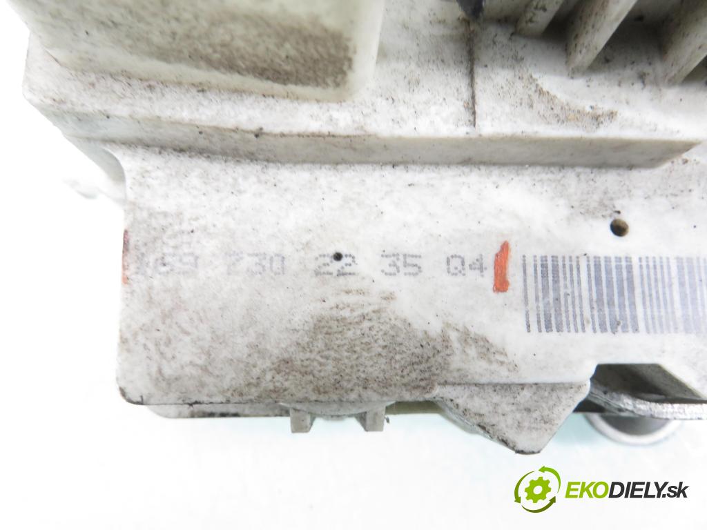 MERCEDES-BENZ KLASA B Sports Tourer (W245) MINIVAN 2006 85,00 B 170 (245.232) - M 266.940 1699,00 zámok PTE 1697302235Q4