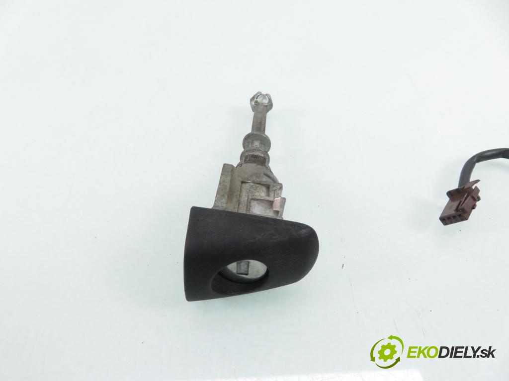 CITROEN C4 I (LC_) HB 2009 65,00 1.4 16V 88 - KFU 1360,00 spínačka / VLOŽKY N0502455 ; N0502073 ; 9663123380