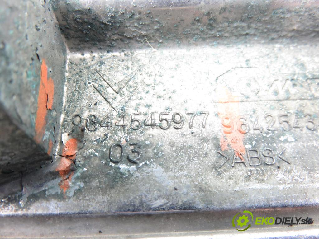 CITROEN C5 II Break (RE_) KOMBI 2004 100,00 2.0 HDi 136 1997,00 Zadné čelo dverí kufor 9644545977