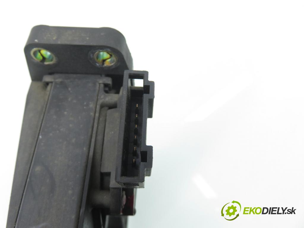 VW GOLF IV Variant (1J5) KOMBI 2002 96,00 1.9 TDI - ASZ 1896,00 potenciometr plynového pedálu 1J1721503K ; 0281002342 (Potenciometr plynového pedálu)