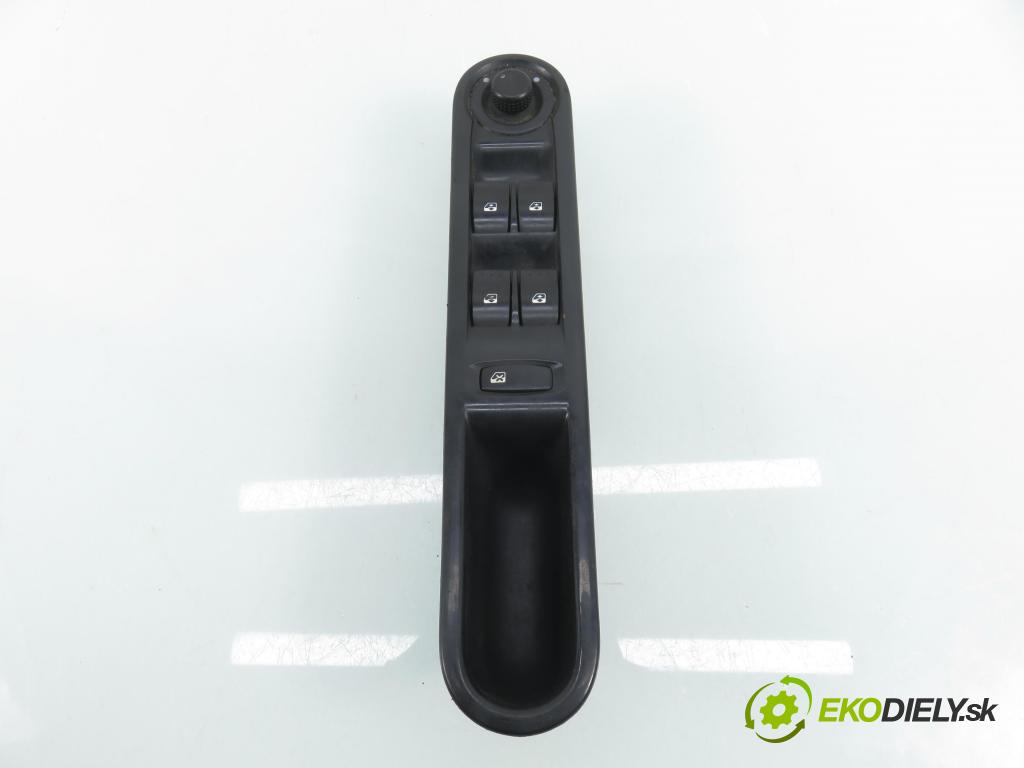 RENAULT ESPACE IV (JK0/1_) MINIVAN 2007 100,00 2.0 (JK09) - F4R 792 1998,00 Panel ovládania okien 8200519359