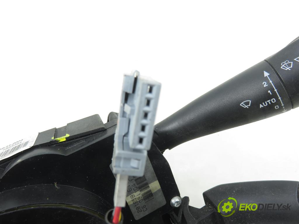 CITROEN C5 II Break (RE_) KOMBI 2004 100,00 2.0 HDi 136 1997,00 páčka/prepínač 96496662XT