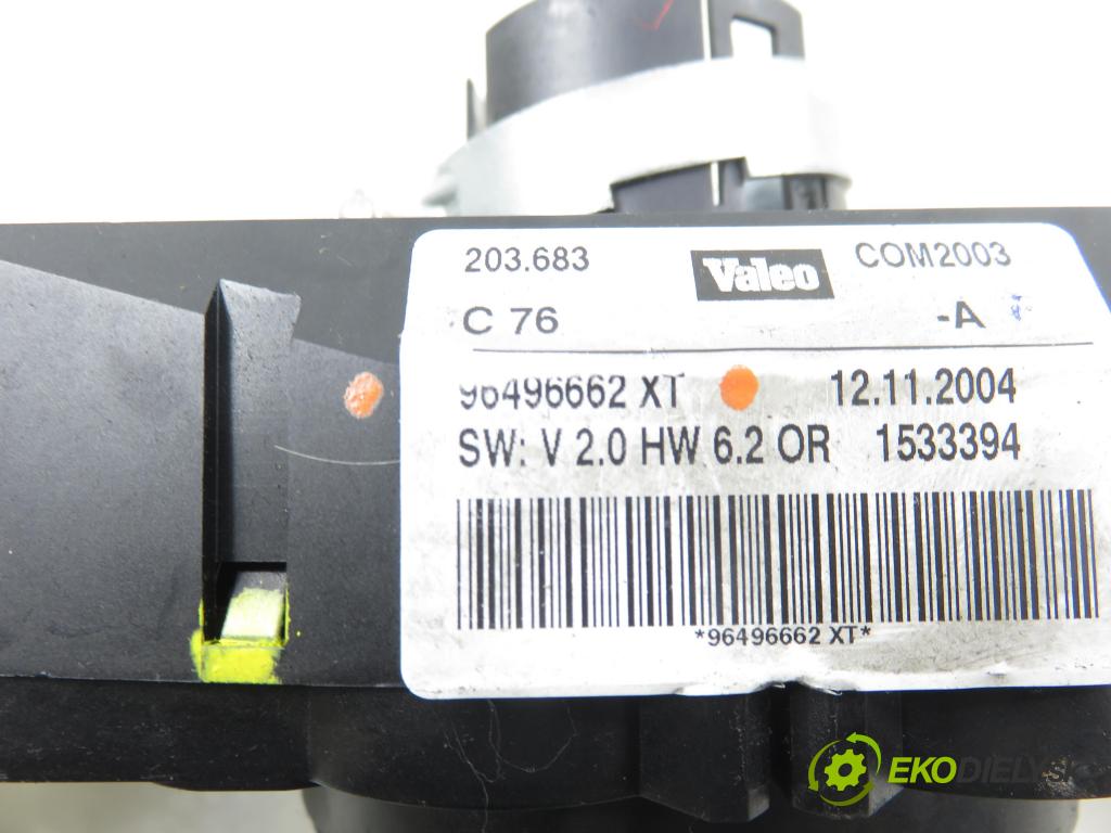 CITROEN C5 II Break (RE_) KOMBI 2004 100,00 2.0 HDi 136 1997,00 páčka/prepínač 96496662XT