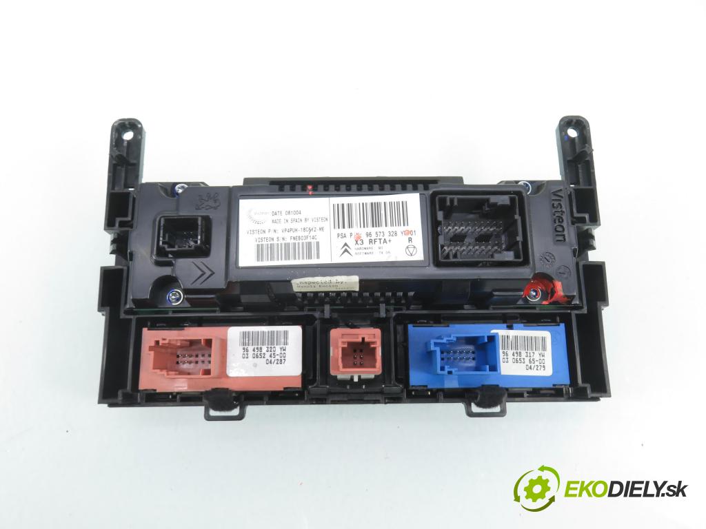 CITROEN C5 II Break (RE_) KOMBI 2004 100,00 2.0 HDi 136 1997,00 Panel kúrenia KLIMATRONIK 96573328