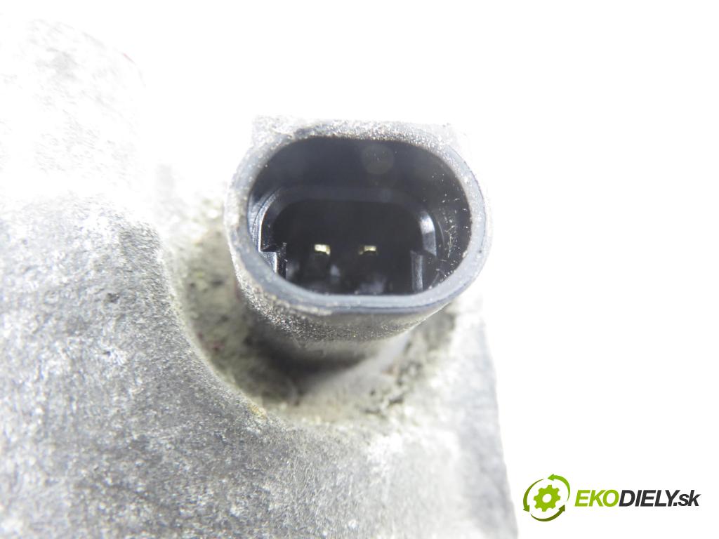 RENAULT ESPACE IV (JK0/1_) MINIVAN 2007 100,00 2.0 (JK09) - F4R 792 1998,00 KOMPRESOR: klimatizácie 8200885261 ; 01140726 (Kompresor klimatizácie)