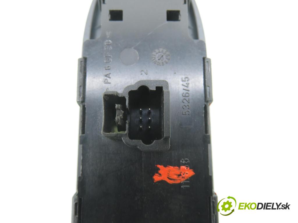 CITROEN C5 II Break (RE_) KOMBI 2004 100,00 2.0 HDi 136 1997,00 Panel ovládania okien 96514299ZF